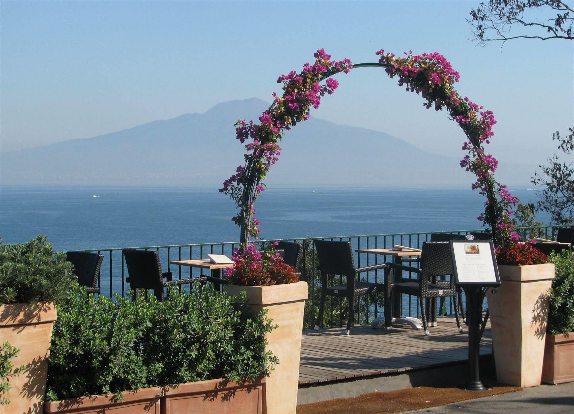 Hotel Villa Garden Sant'Agnello Exterior photo